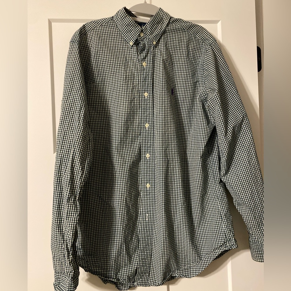 Polo Ralph Lauren Classic Fitmen’s button down shirt size 15/5 M
